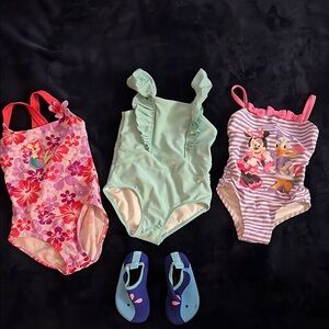 Kids One Piece Swimsuits with water shoes Lot 503